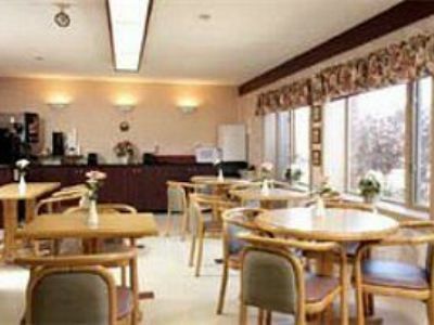 Travelodge By Wyndham Owen Sound On Restoran fotoğraf